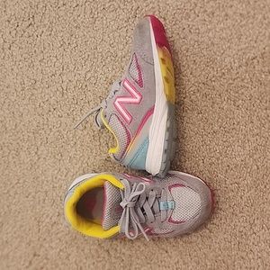 New Balance Girls 888v Tennis Shoes size 7 Pink, Gray, Yellow, Teal